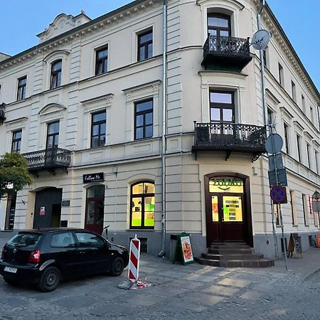 Apartamenty Luczkowskiego Z Widokiem Na Studnie 3 Chelm Ngoại thất bức ảnh