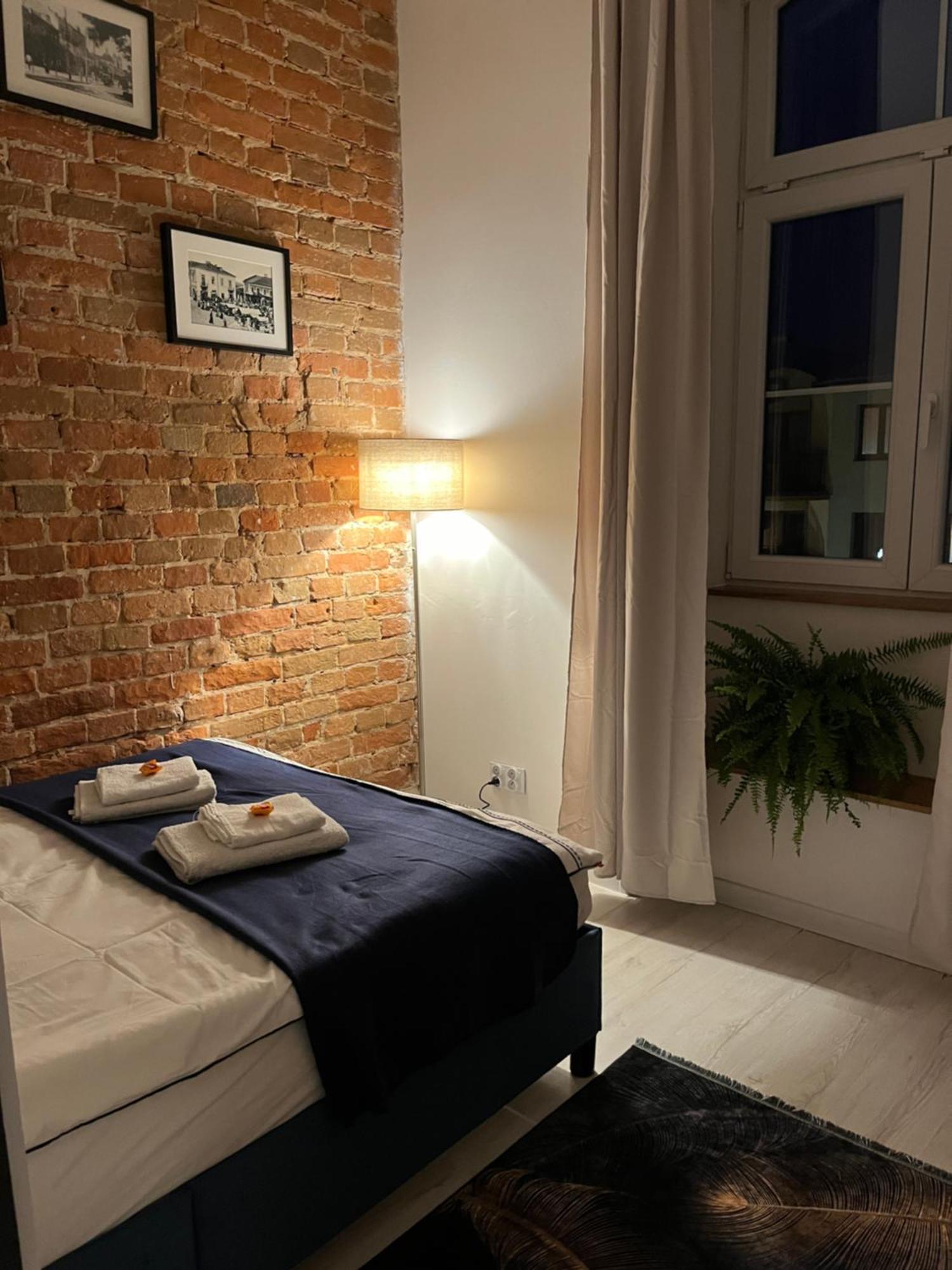 Apartamenty Luczkowskiego Z Widokiem Na Studnie 3 Chelm Ngoại thất bức ảnh