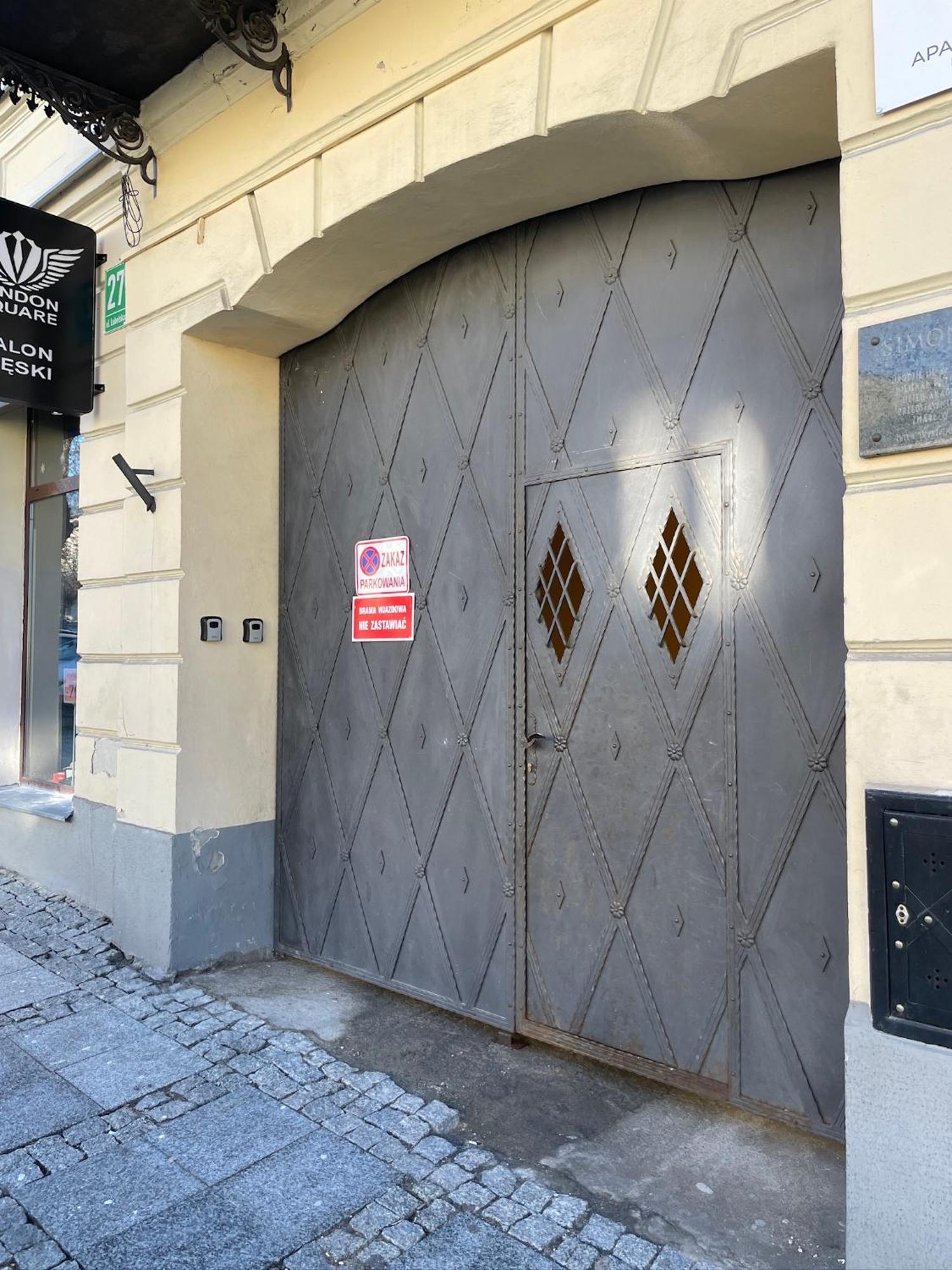 Apartamenty Luczkowskiego Z Widokiem Na Studnie 3 Chelm Ngoại thất bức ảnh