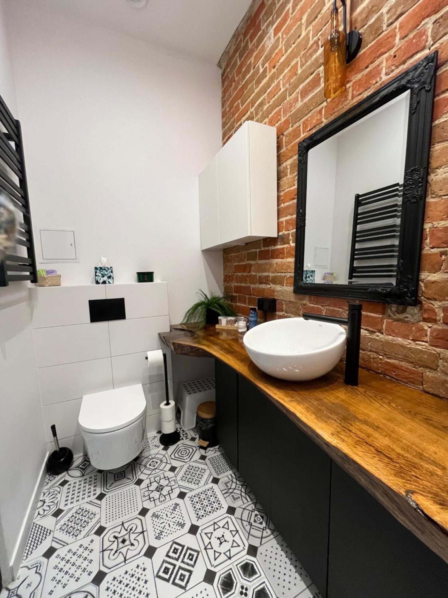 Apartamenty Luczkowskiego Z Widokiem Na Studnie 3 Chelm Ngoại thất bức ảnh