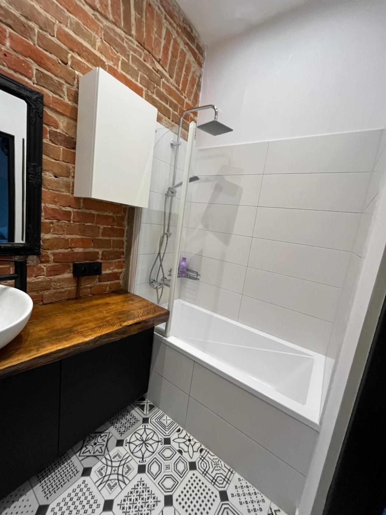 Apartamenty Luczkowskiego Z Widokiem Na Studnie 3 Chelm Ngoại thất bức ảnh